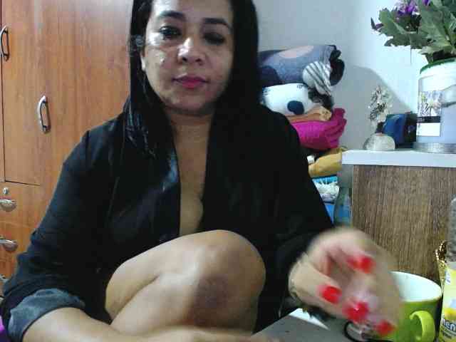 pregnantsaraxxx webcam