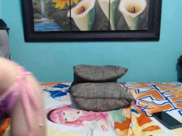 paola1425 webcam