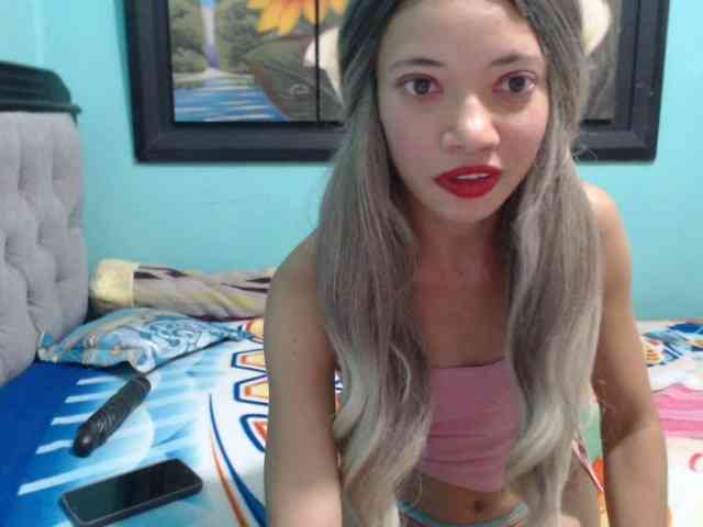 paola1425 webcam