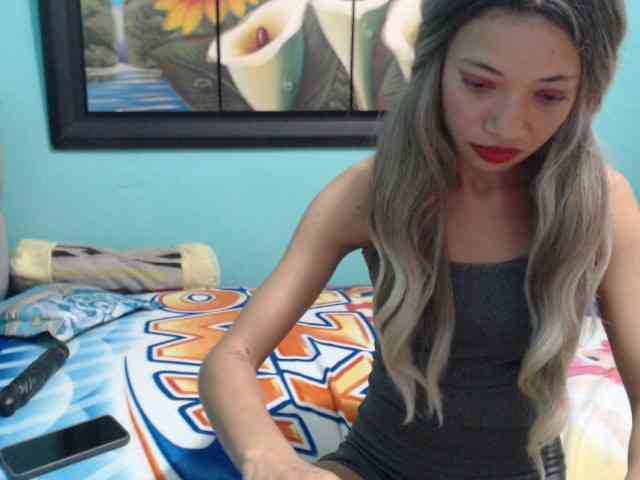 paola1425 webcam