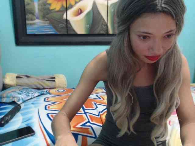 paola1425 webcam