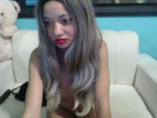 paola1425 webcam