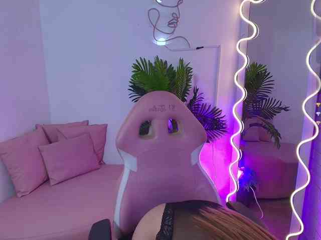 Sammy-tay1 webcam