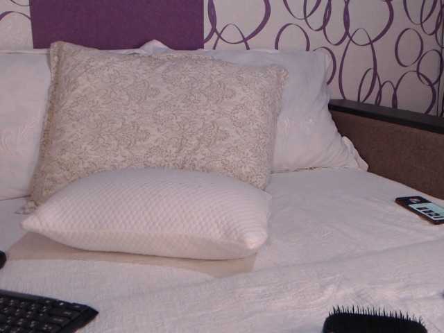 1LexXxMyY's BongaCams show and profile