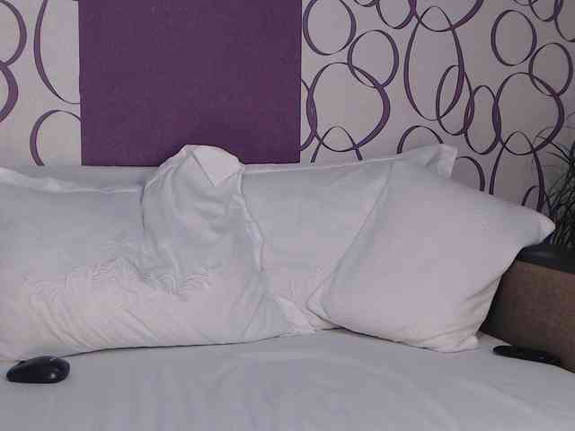 1LexXxMyY webcam