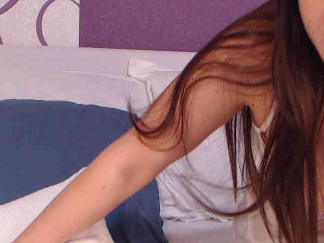1LexXxMyY webcam