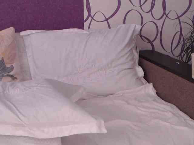 1LexXxMyY webcam