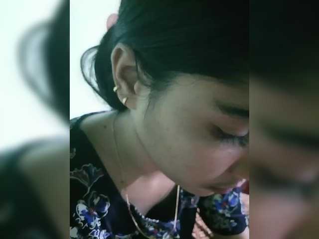 YourAadhya webcam