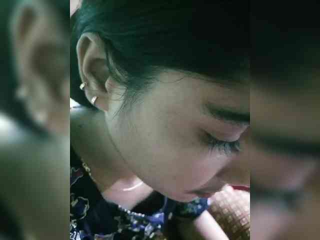 YourAadhya webcam