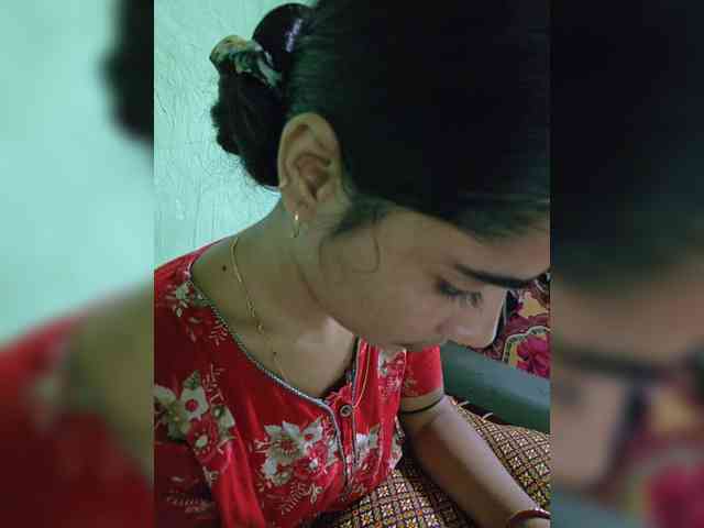 YourAadhya webcam
