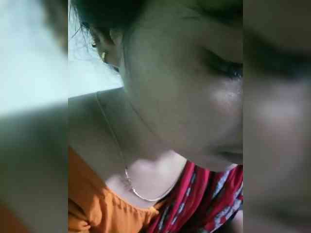 YourAadhya webcam