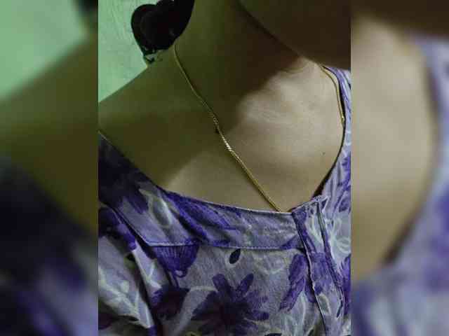 YourAadhya webcam
