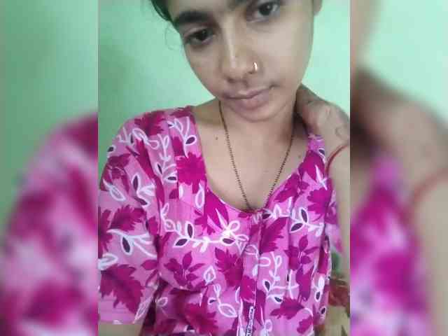 YourAadhya webcam