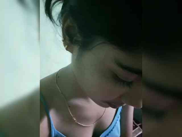 YourAadhya webcam