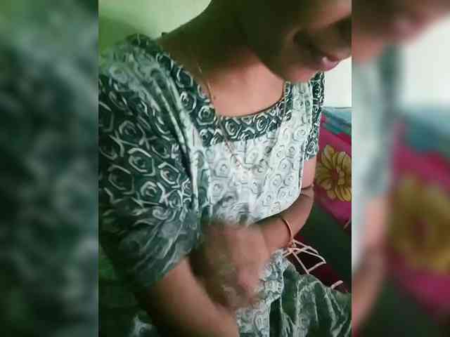 YourAadhya webcam