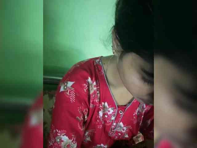 YourAadhya webcam