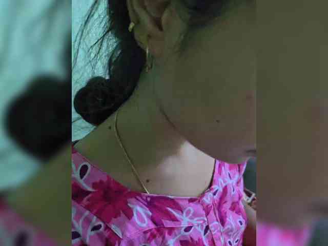 YourAadhya webcam
