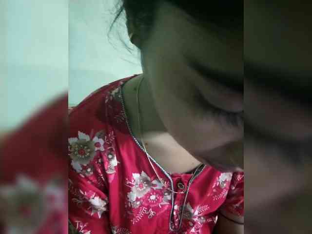 YourAadhya webcam