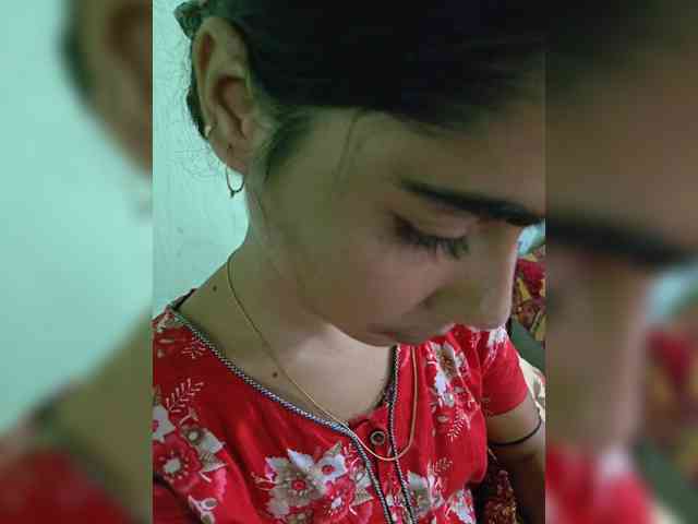 YourAadhya webcam