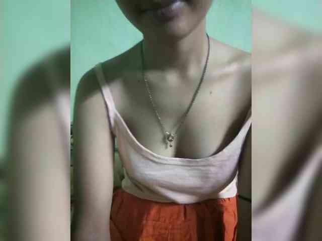 YourAadhya webcam