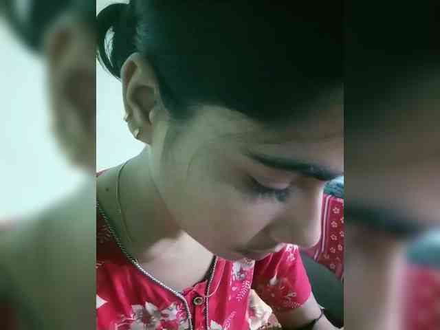 YourAadhya webcam