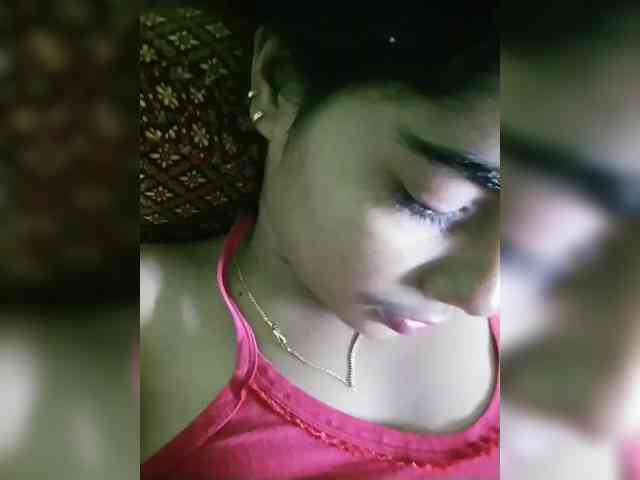YourAadhya webcam
