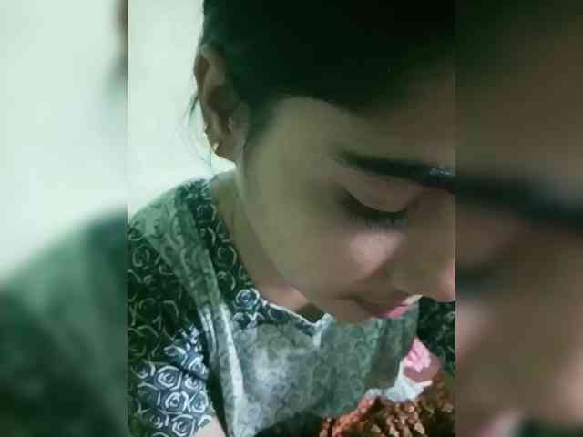 YourAadhya webcam