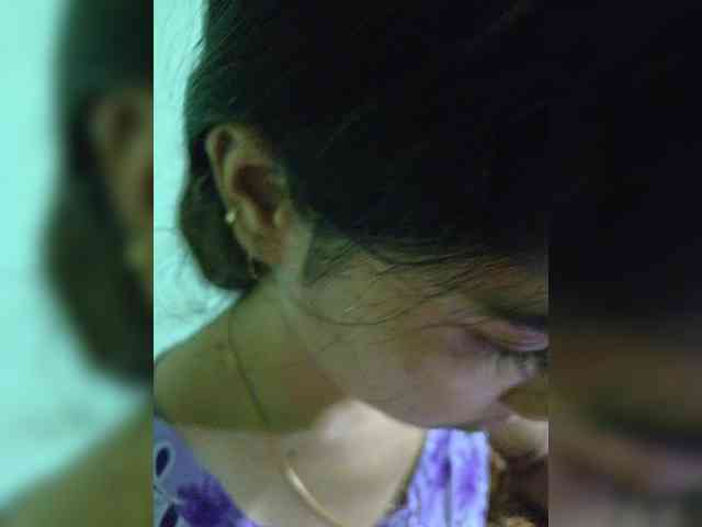 YourAadhya webcam