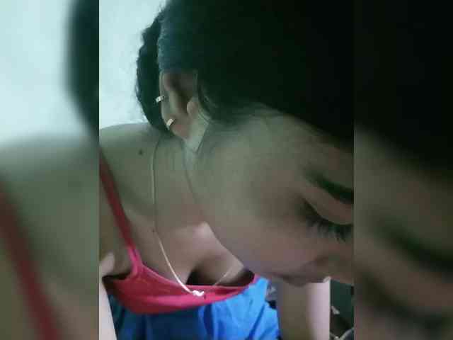 YourAadhya webcam