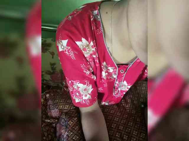 YourAadhya webcam
