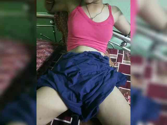 YourAadhya webcam