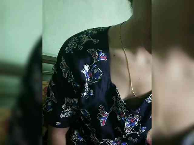 YourAadhya webcam