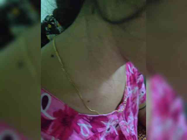 YourAadhya webcam