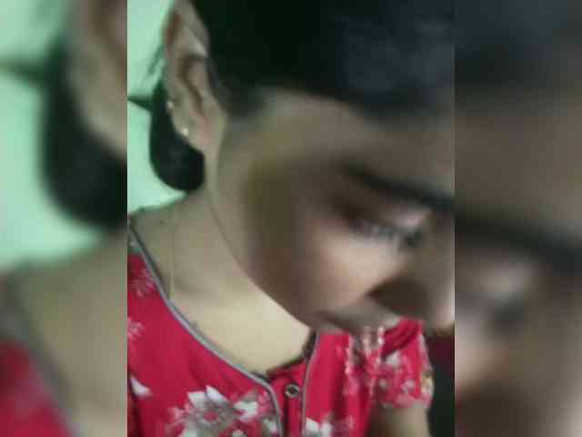 YourAadhya webcam