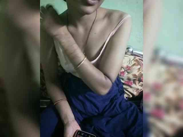 YourAadhya webcam