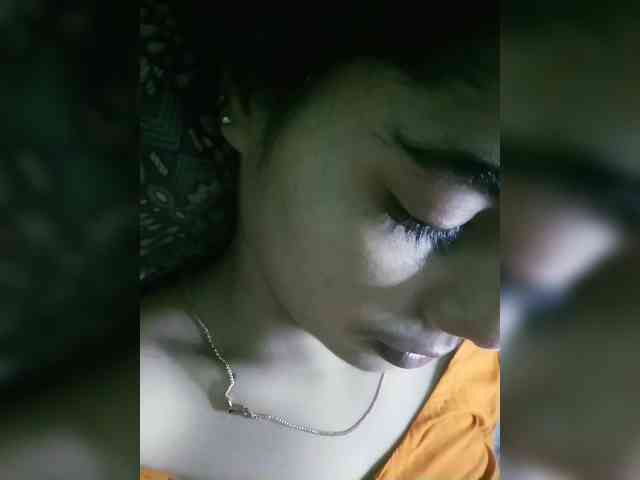 YourAadhya webcam