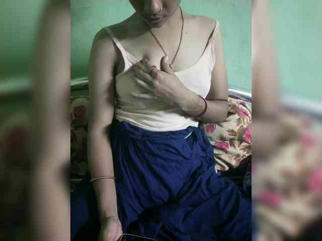 YourAadhya webcam