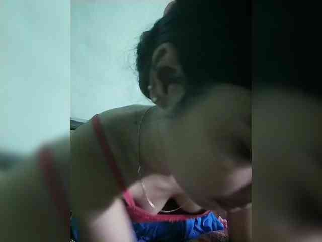 YourAadhya webcam