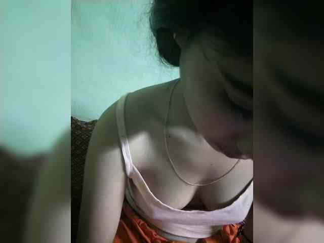 YourAadhya webcam