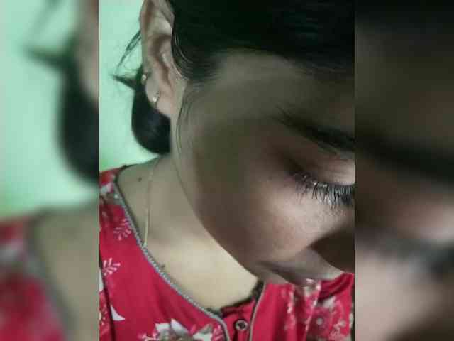 YourAadhya webcam