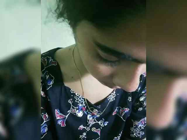 YourAadhya webcam