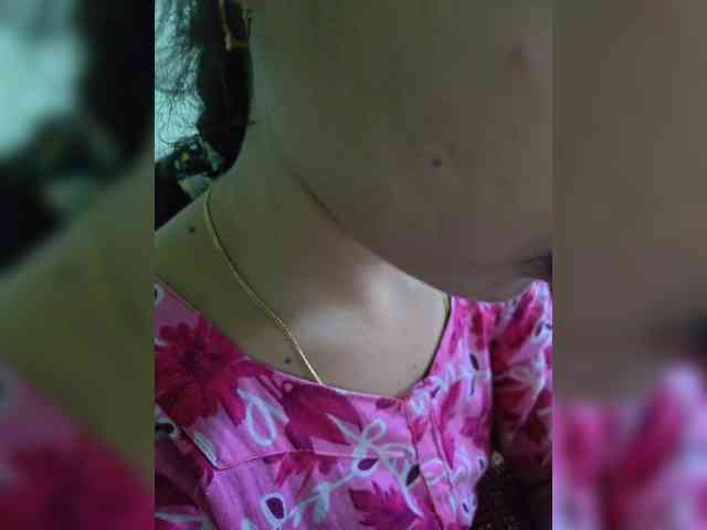 YourAadhya webcam