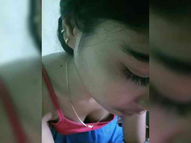 YourAadhya webcam