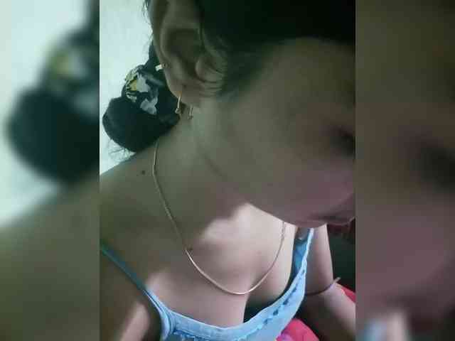 YourAadhya webcam