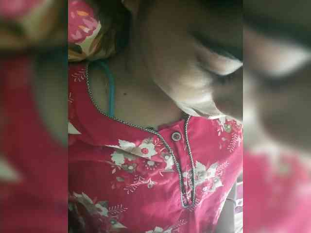 YourAadhya webcam
