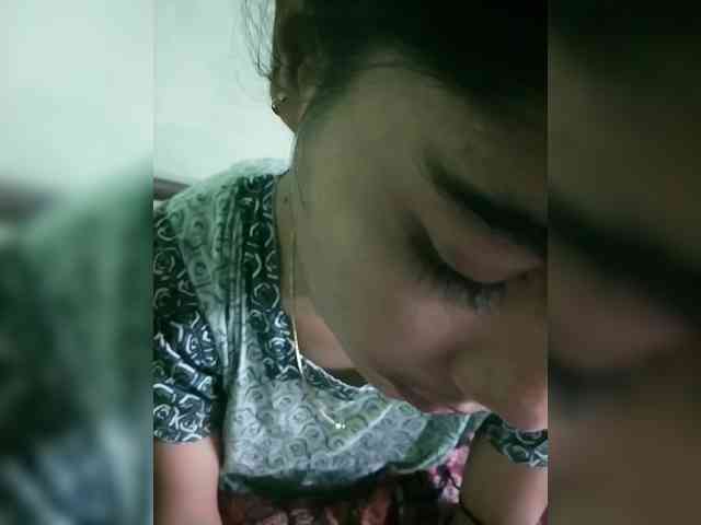 YourAadhya webcam