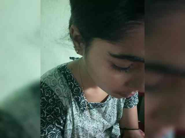 YourAadhya webcam