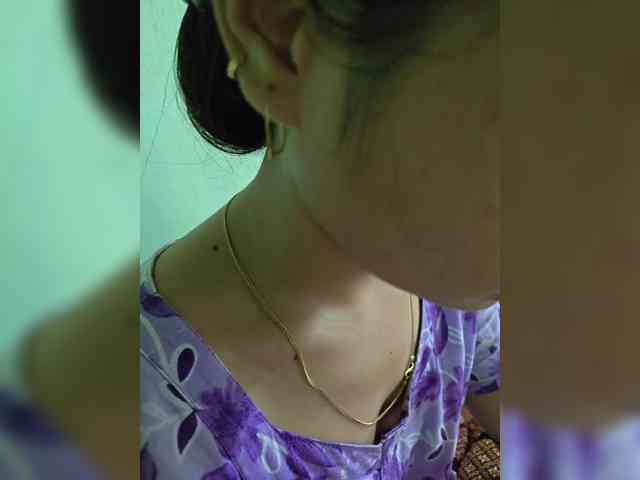 YourAadhya webcam