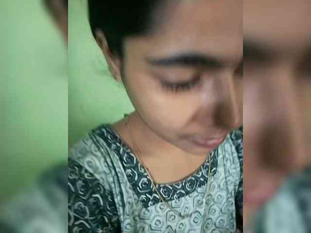 YourAadhya webcam