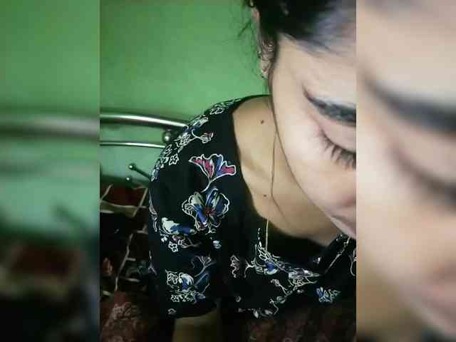 YourAadhya webcam
